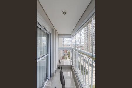 Apartamento à venda com 180m², 4 quartos e 3 vagasVaranda Suite 3