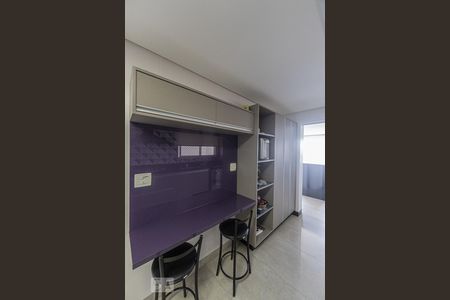 Apartamento à venda com 180m², 4 quartos e 3 vagasCozinha