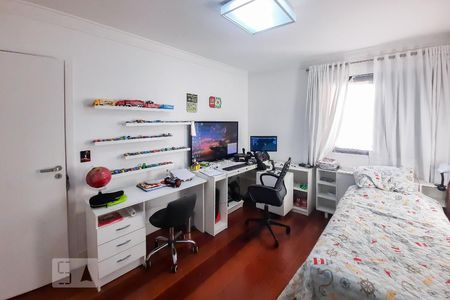 Apartamento à venda com 230m², 4 quartos e 3 vagasQuarto 1