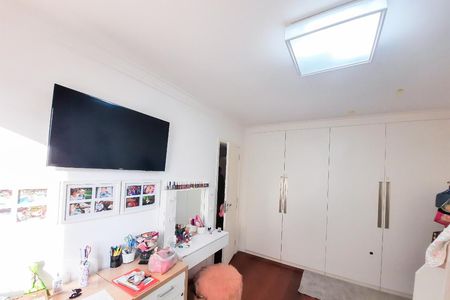 Apartamento à venda com 230m², 4 quartos e 3 vagasQuarto 2