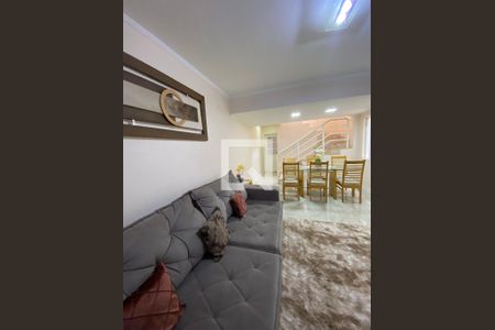 Sala de casa para alugar com 3 quartos, 165m² em Vila Bastos, Santo André