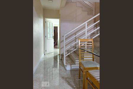 Sala de casa para alugar com 3 quartos, 165m² em Vila Bastos, Santo André