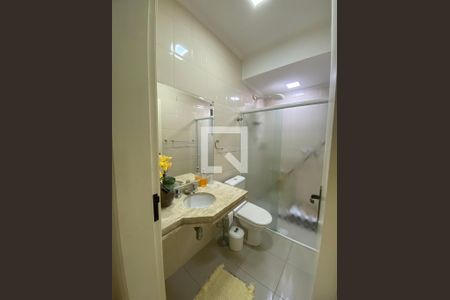 Casa para alugar com 165m², 3 quartos e 4 vagas Casa para alugar com 165m², 3 quartos e 4 vagasBanheiro