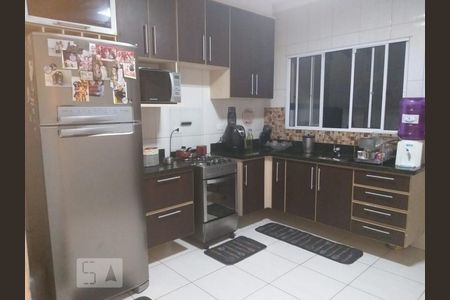 Cozinha  de casa à venda com 3 quartos, 125m² em Jardim Santa Clara, Guarulhos