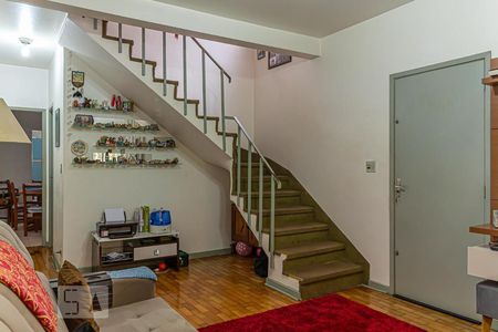 Sala de casa à venda com 3 quartos, 190m² em Parque Fongaro, São Paulo