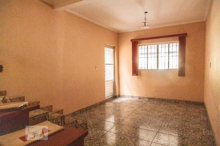 Sala de casa à venda com 4 quartos, 250m² em Cidade Líder, São Paulo