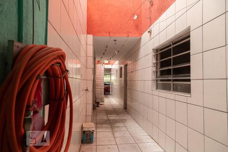 Casa à venda com 250m², 4 quartos e 2 vagasCorredor lateral