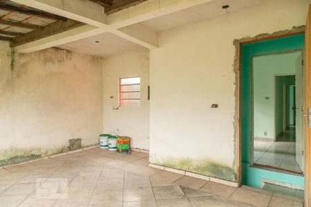 Casa à venda com 250m², 4 quartos e 2 vagasSalão fundos