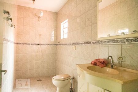 Casa à venda com 250m², 4 quartos e 2 vagasBanheiro 3