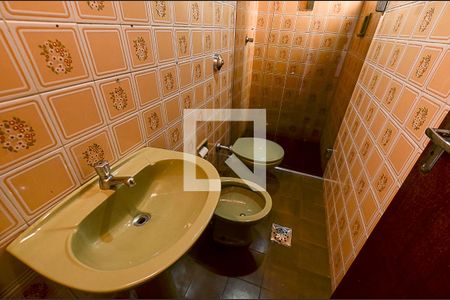 Banheiro de apartamento para alugar com 1 quarto, 40m² em Lourdes, Belo Horizonte