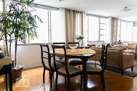 Apartamento à venda com 163m², 3 quartos e 1 vagaSala