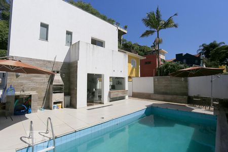 Casa à venda com 500m², 6 quartos e 5 vagasPiscina