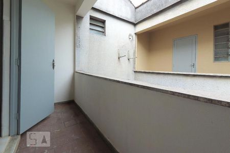 Apartamento para alugar com 72m², 2 quartos e sem vagaÁrea de Serviço 