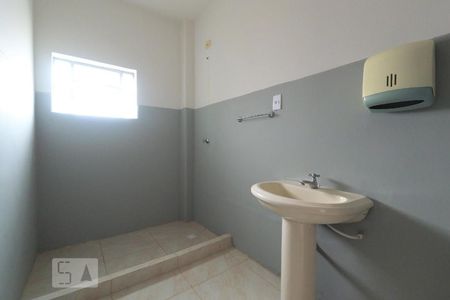 Apartamento para alugar com 72m², 2 quartos e sem vagaBanheiro