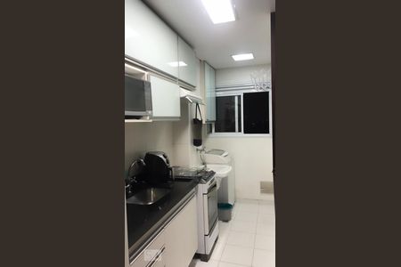 Cozinha e Área de Serviço de apartamento à venda com 2 quartos, 34m² em Cambuci, São Paulo