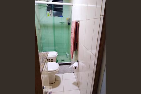 Banheiro de apartamento à venda com 2 quartos, 52m² em Inhauma, Rio de Janeiro