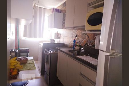 Cozinha de apartamento à venda com 2 quartos, 52m² em Inhauma, Rio de Janeiro
