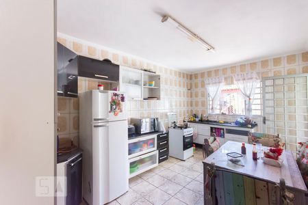 Cozinha de casa para alugar com 3 quartos, 117m² em Vila Paraíso, Campinas