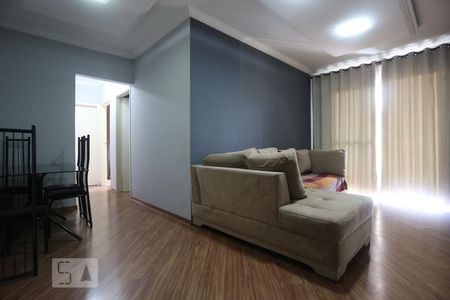 Sala de apartamento para alugar com 3 quartos, 80m² em Vila Osasco, Osasco