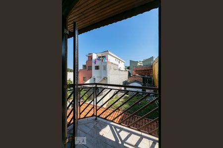 Casa para alugar com 138m², 3 quartos e 5 vagasSuíte - Varanda