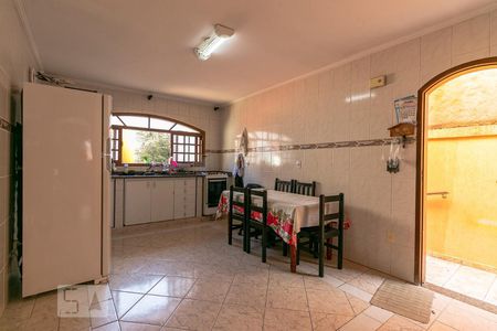 Casa para alugar com 138m², 3 quartos e 5 vagasCozinha