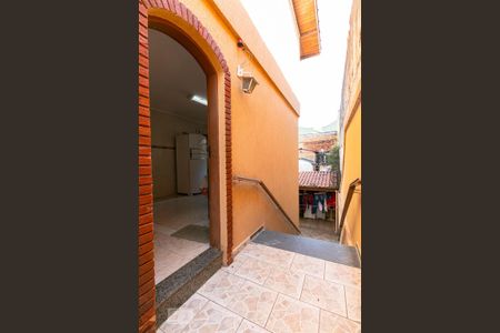 Casa para alugar com 138m², 3 quartos e 5 vagasCorredor Externo