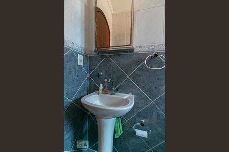 Casa para alugar com 138m², 3 quartos e 5 vagasBanheiro 3 - Pia