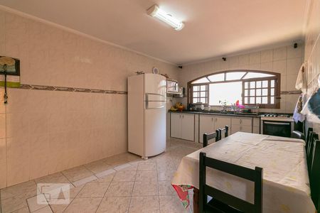 Casa para alugar com 138m², 3 quartos e 5 vagasCozinha