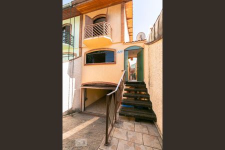 Casa para alugar com 138m², 3 quartos e 5 vagasFachada