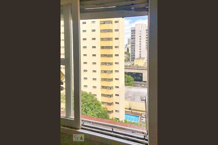 Apartamento à venda com 39m², 1 quarto e sem vaga Apartamento à venda com 39m², 1 quarto e sem vagaVista