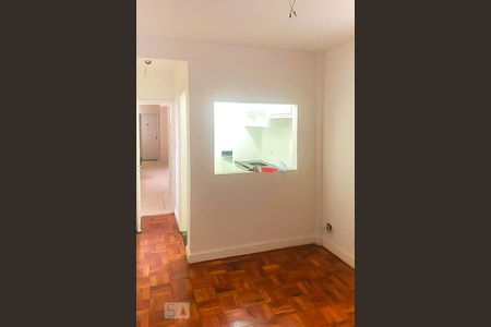 Apartamento à venda com 39m², 1 quarto e sem vaga Apartamento à venda com 39m², 1 quarto e sem vagaSala