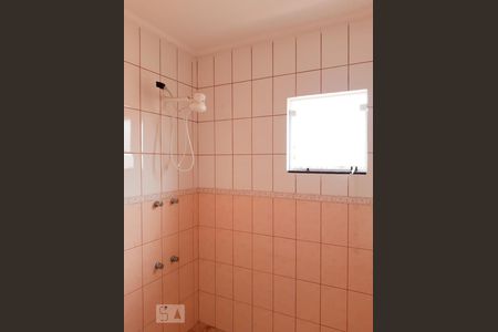 Casa à venda com 163m², 2 quartos e 4 vagas Casa à venda com 163m², 2 quartos e 4 vagasBanheiro