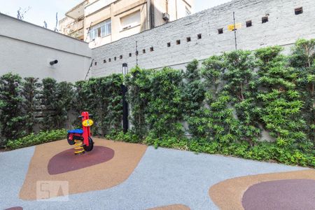 Área Comum - Playground de apartamento para alugar com 2 quartos, 65m² em São João, Porto Alegre