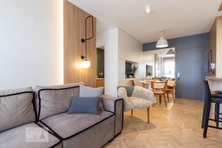 Sala de apartamento para alugar com 2 quartos, 65m² em São João, Porto Alegre