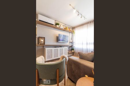 Sala de apartamento para alugar com 2 quartos, 65m² em São João, Porto Alegre