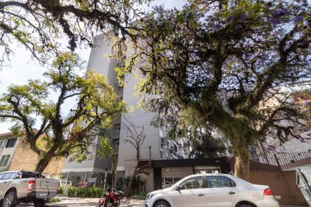 Fachada de apartamento para alugar com 2 quartos, 65m² em São João, Porto Alegre