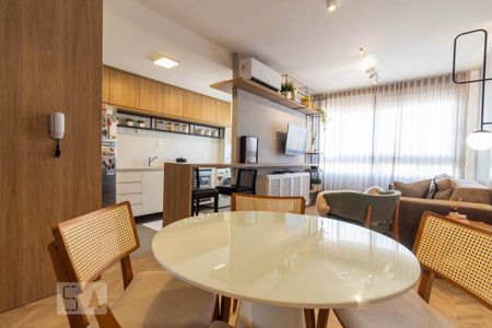Sala de apartamento para alugar com 2 quartos, 65m² em São João, Porto Alegre
