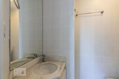 Apartamento à venda com 63m², 2 quartos e 1 vaga Apartamento à venda com 63m², 2 quartos e 1 vagaBanheiro Suite 2