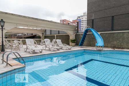 Apartamento à venda com 63m², 2 quartos e 1 vaga Apartamento à venda com 63m², 2 quartos e 1 vagaPiscina