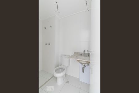 Apartamento à venda com 66m², 2 quartos e 1 vagaSuíte - Banheiro