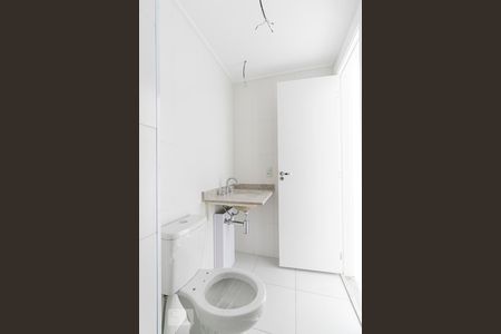 Apartamento à venda com 66m², 2 quartos e 1 vagaSuíte - Banheiro