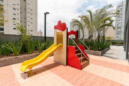 Apartamento à venda com 66m², 2 quartos e 1 vagaÁrea Comum - Playground