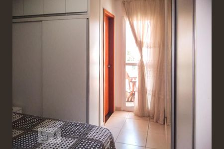 Casa à venda com 3 quartos, 125m² em Vila Salete, São Paulo