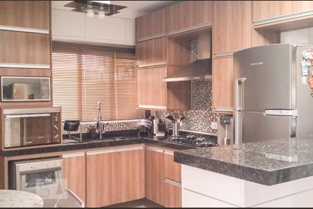 Casa à venda com 3 quartos, 125m² em Vila Salete, São Paulo