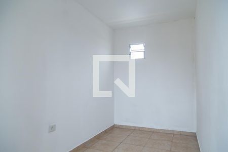 Quarto 2 de casa para alugar com 2 quartos, 50m² em Vila Fachini, São Paulo