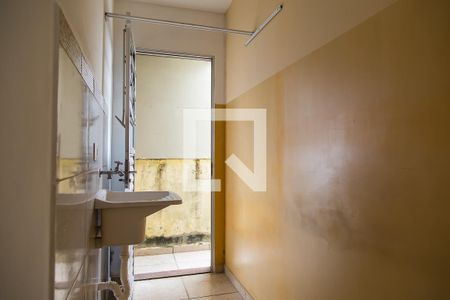 Casa para alugar com 50m², 2 quartos e sem vagaÁrea de Serviço
