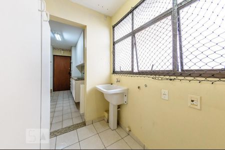 Apartamento à venda com 98m², 3 quartos e 1 vagaÁrea de Serviço