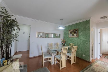 Sala de apartamento à venda com 2 quartos, 56m² em Vila Bertioga, São Paulo
