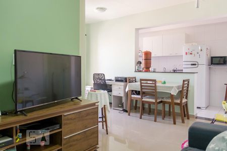 Sala de apartamento à venda com 2 quartos, 60m² em Olímpico, São Caetano do Sul