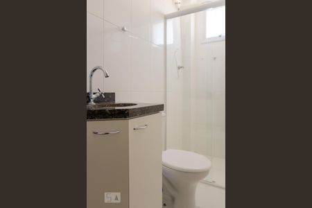 Banheiro Social de apartamento à venda com 2 quartos, 60m² em Olímpico, São Caetano do Sul